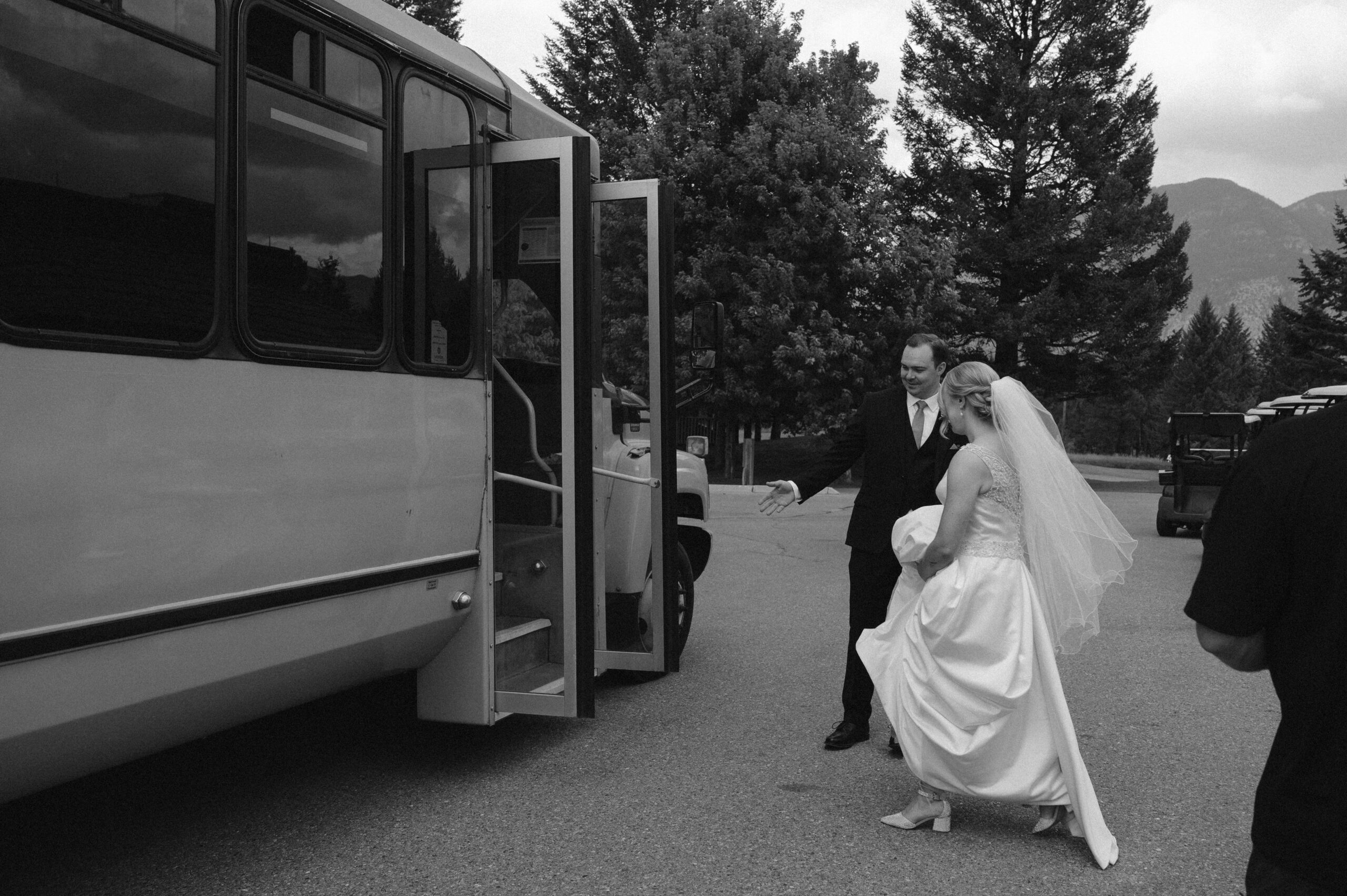 Horseshoe lake cranbrook bc wedding