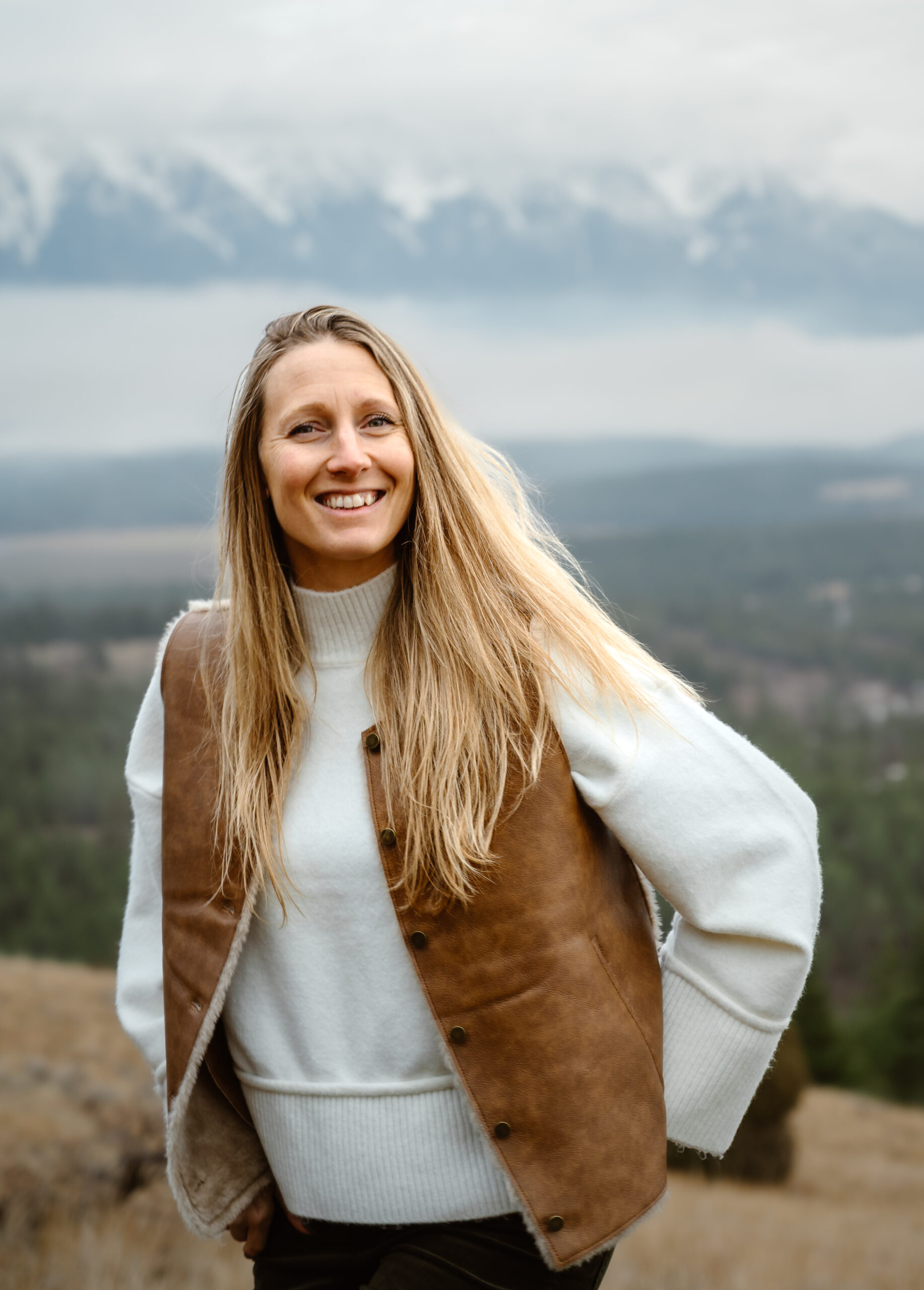 20251211-DSC_1537 Estelle Gonord Invermere Cranbrook Elopement and Wedding photographer