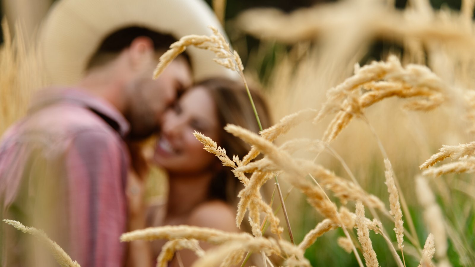 western engagement session style Kimberley BC